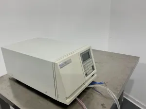 Waters Alliance 2414 High-Performance Refractive Index Detector for Liquid Chromatography, 2 of 4