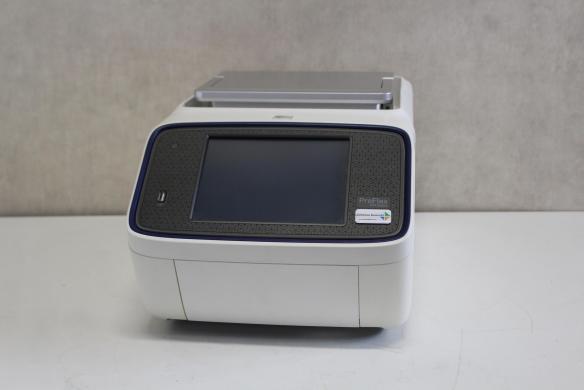 Applied Biosystems ProFlex Dual 384-Well PCR System-cover