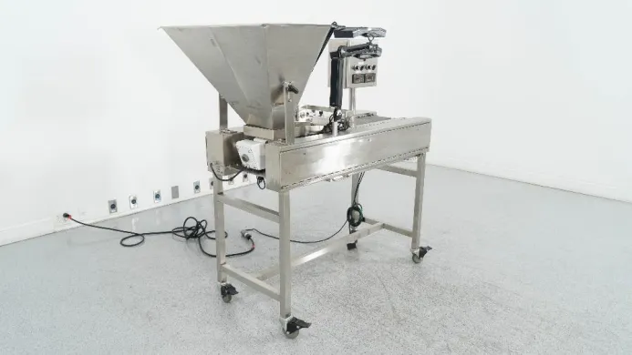 Pro-Quip IS-20B Inspection Table for Laboratory Use