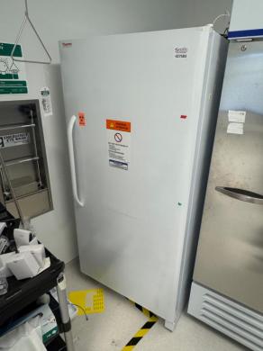 Thermo 20LREETSAS Laboratory Refrigerator for Precise Sample Storage-cover