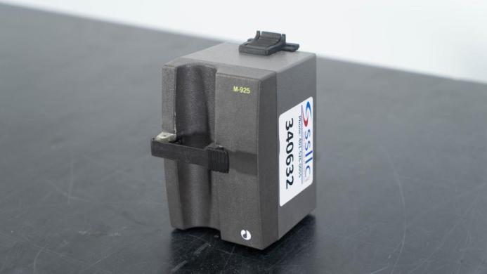 Amersham M-925 FPLC Mixer for Chromatography Fluid Mixing Applications-cover