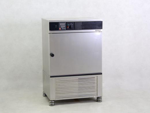 Memmert ICE500 Refrigerated Laboratory Incubator with AX Controller-cover