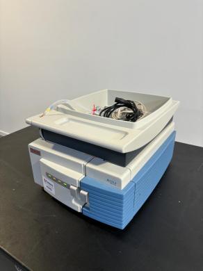 Thermo Fisher Accela 1250 High-Performance Liquid Chromatography Pump-cover