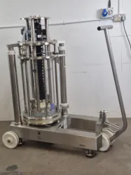 Cytiva AxiChrom 300/300 Axial Compression Chromatography Column for Bioprocessing, 13 of 22