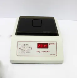 Boekel 130000 Jitterbug Incubated Microplate Shaker with Heating and Temperature Control, 3 of 12