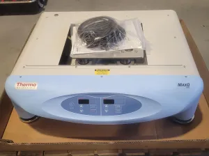 Thermo Scientific MAXQ 3000 Orbital Shaker, 2 of 5