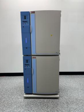 Thermo Scientific Forma Steri-Cult 3307 Double Stack CO2 Incubator for Cell Culture-cover