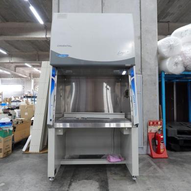 Oriental LAL-1000XA-2 Class II Type A2 Biological Safety Cabinet-cover