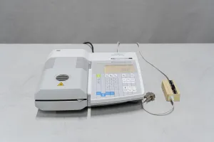 Mettler HR73-P Halogen Moisture Balance with Integrated Scale, 2 of 7