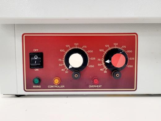 GenLab N30C Laboratory Oven for Controlled Heati | QuestPair