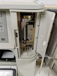 Waters 2790 Separations Module with HPLC and LC/MS Integration, 1536-Sample Capacity, 9 of 12