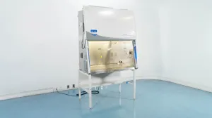 Labconco Logix+ 4-Foot Class II Biosafety Cabinet for Safe Laboratory Work, 2 of 4