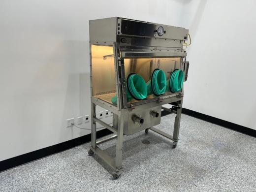 Germfree 4' Compounding Aseptic Containment Isolator for Sterile Bioprocessing-cover