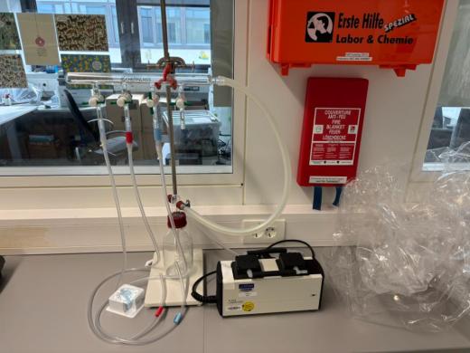 KNF Laboport N816.1.2KT.18 Single-Stage Diaphragm Vacuum Pump-cover