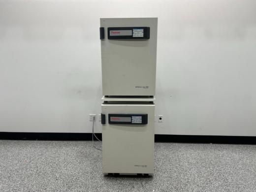 Thermo Scientific HERAcell Vios 160i Doublestack CO2 Incubator System with Touchscreen Control-cover