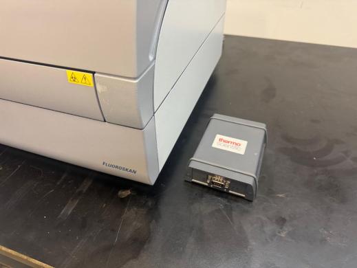 Thermo Fluoroskan Microplate Reader-cover