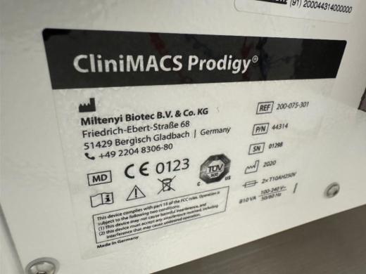 Miltenyi Biotec CliniMACS Prodigy Automated Cell Processing Platform for Integrated Cell Selection-cover