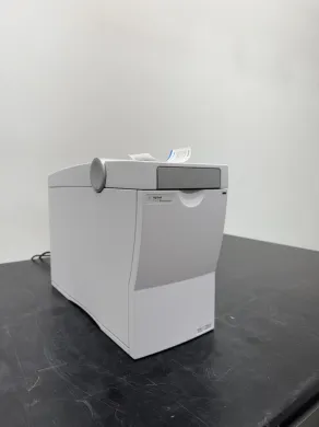 Agilent G2939B 2100 Bioanalyzer Automated Electrophoretic Analyzer for DNA, RNA, and Proteins