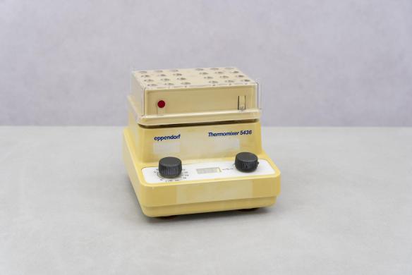 Eppendorf Thermomixer 5436 Heated Shaker for 24 x 1.5/2 ml Tubes-cover