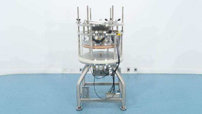 GE Chromaflow 600 Process-Scale Chromatography Column with Patented Nozzle System-cover