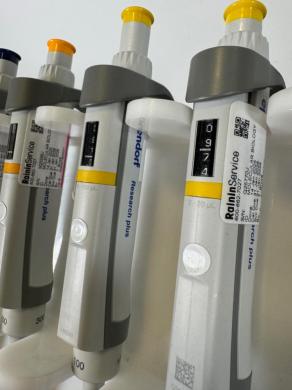 Eppendorf Research Plus Single-Channel Pipettes Set with Rack, Multiple Volume Ranges-cover