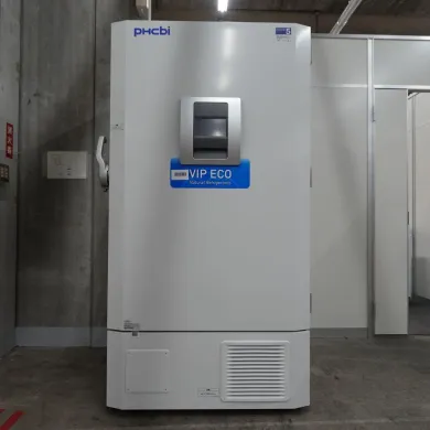 PHCbi MDF-DU702VHS1-PJ Ultra-Low Temperature Freezer, 729L, -85°C Capacity, 100V