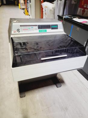 LKB Wallac 1282 Compugamma CS Universal Gamma Counter for Radiometric Analysis-cover