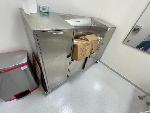 Stainless Steel Laboratory Storage Cabinet for Chemical and Equipment Storage-cover