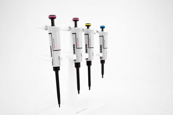 Thermo Scientific Finnpipette Single-Channel Pipette Set, 10/20/200/1000 µL-cover