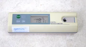 Euromex RD.5728 Digital Brix Refractometer, 2 of 3