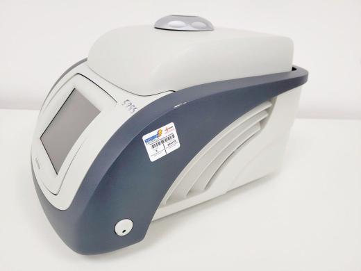 G-Storm GS1 Thermal Cycler GS00001 96 x 0.1ml Lab-cover