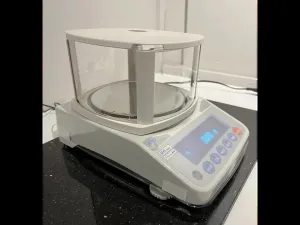 A&D FZ-5000i Precision Balance with 5200 g Capacity and 0.01 g Readability, 2 of 8