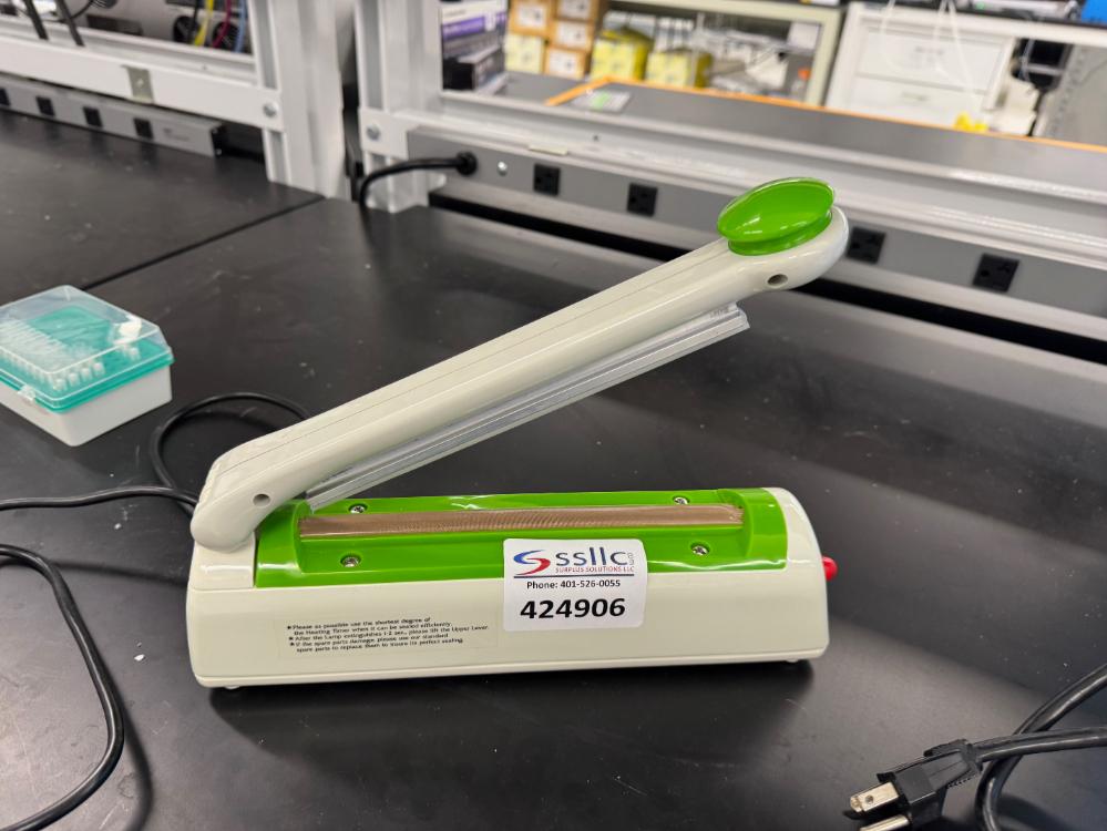 ULINE H-597 Manual Impulse Heat Sealer for Plastic Bags