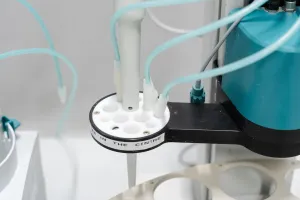Metrohm 815 USB Sample Processor for Automated Sample Preparation with Integrated Membrane Pump, 3 of 9