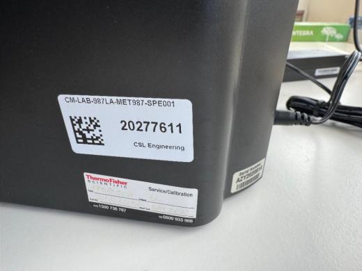 Thermo Fisher Scientific NanoDrop One UV-Vis Microvolume Spectrophotometer-cover