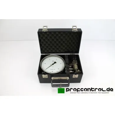 WIKA High Precision Manometer 0-2.5 bar, 0.6% Accuracy, 0.02 bar Resolution
