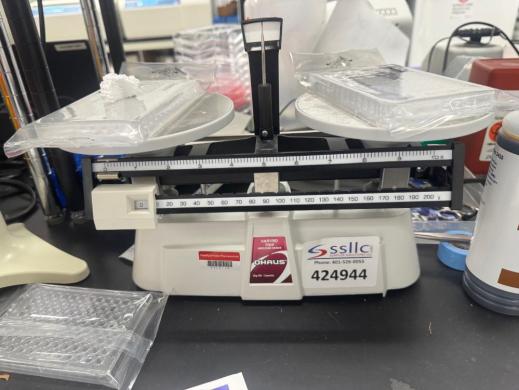 OHAUS Harvard Trip 2610 Mechanical Triple Beam Balance with 2610 g Capacity-cover