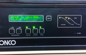 Labconco FreeZone 6 Floor-Model Freeze Dryer Lyophilizer for Heat-Sensitive Sample Preservation, 3 of 8