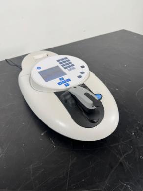 GE NanoVue Plus Spectrophotometer-cover