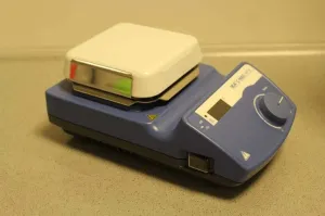 IKA C-MAG HP 4 Ceramic Hotplate, 3 of 4