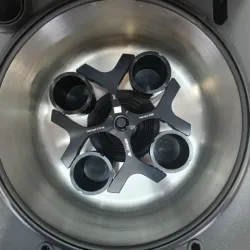 Jouan B 4i Centrifuge, 3 of 18