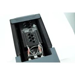 Agilent Cary 300 UV/Vis Research Spectrophotometer with 6x6 Cell Peltier Holder, 3 of 8