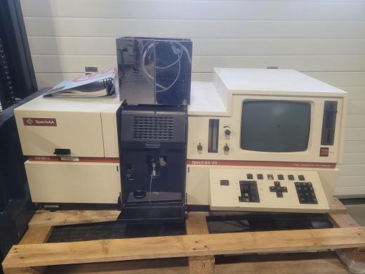 Varian SpectrAA-20 Atomic Absorption Spectrometer for Elemental Analysis-cover