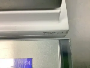 Mettler Toledo XP4002S High-Capacity Precision Laboratory Balance with Touchscreen, 9 of 10
