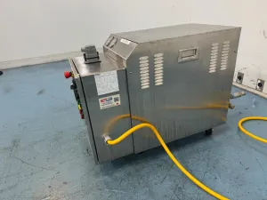 Mokon DT4309AHY01 Industrial Temperature Control Unit for Fluid Regulation, 2 of 4