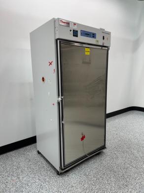 Thermo Scientific Reach-In CO2 Incubator-cover