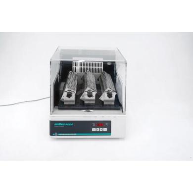 New Brunswick Innova 4000 Incubator Shaker with 60°C Capacity and 25mm Tube Holder-cover