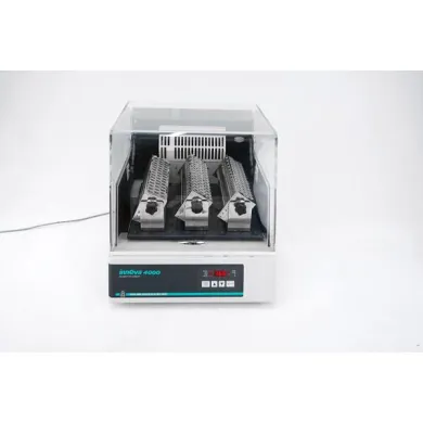 New Brunswick Innova 4000 Incubator Shaker with 60°C Capacity and 25mm Tube Holder