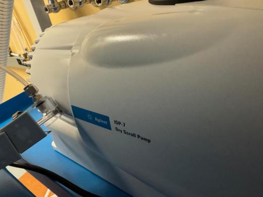 Cascade Tek TVO-5-VC Laboratory Vacuum Oven with Agilent IDP-7 Dry Scroll Pump-cover