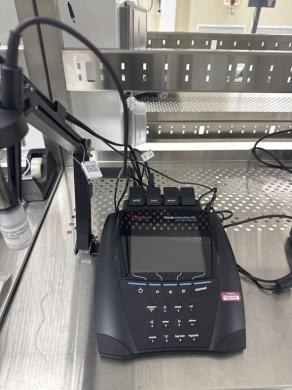 Thermo Scientific Orion VersaStar Pro Analytical pH Meter with Computer Integration-cover